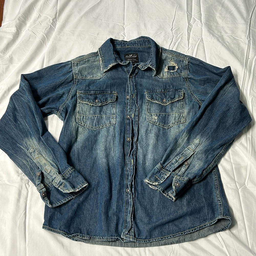Xray Jean distressed button down shirt. Unisex. Size M